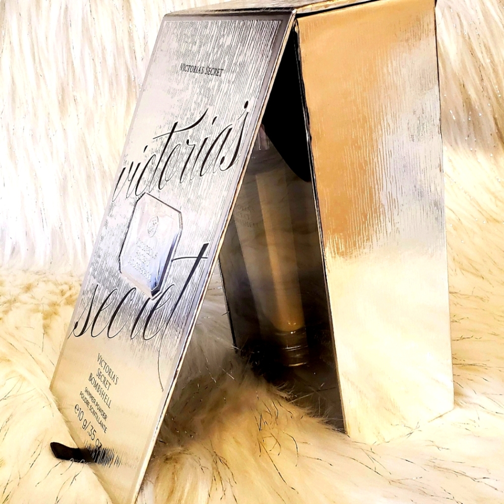 L. E. Victoria's Secret Bombshell Shimmer Powder